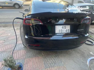  4 تسلا مودل 3 لونغ رينج بلاك فل الفل B+
