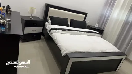 4 غرفة نوم بحالة ممتازة