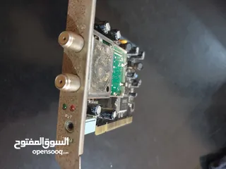  4 قطع كمبيوتر مستعمل