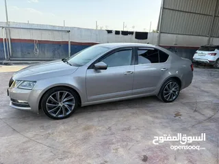  3 سكودا اوكتافيا  2017 ترخيص 2017 مطور 2000 ديزل  تماتك  لورين كلينتت