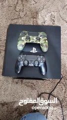  2 Play station 4 * Pro * 1TB