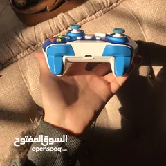  2 يدات اكس بوكس للبيع :