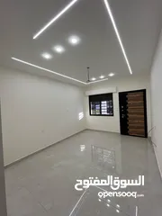 19 تملك الان شقة الاحلام بالعقبه تاسعه، اسعارمنافسه،وتشطيبات فلل،وموقع اطلاله بحريه دائمه ومقابل خدمات