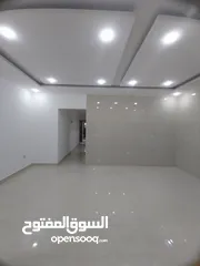  12 لقطه ارضيه بسعر 75الف