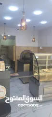  4 مطعم بيتزا ومناقيش ومعجنات للبيع بموقع ممتاز في عمان الغربيه شارع مكه خلف مجمع جبر