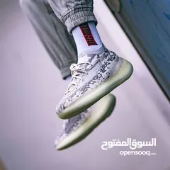  1 بوت رياضة أوروبي فخم