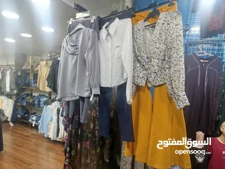  1 شروات ملابس700 قطعه على7ونص القطعه في قلقلية
