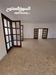  11 شقة فارغة - ضاحية الرشيد - 4نوم - 380م