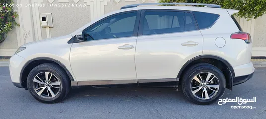  6 Toyota RAV4 2018
