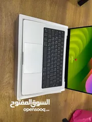  2 للبيع Macbook pro موديل 2023بحالة كالجديد