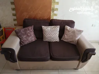  2 طقم كنب كورنر تفصيل خشب ثقيل سفنج عالي للتواصل