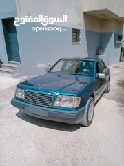  3 مرسيدس بطة W124