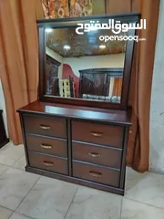  3 غرفة_نوم_ماستر_ابواب_موديل_الجمال_كوالتي بحاله الوكاله استخدام مده قصيره وخشبها زان ولاتيه وقشره بلو