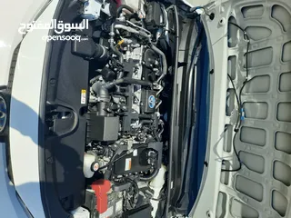  10 تويوتا كورولا وارد أمريكي بطاريه ليثيوم موديل 2021 لون ابيض