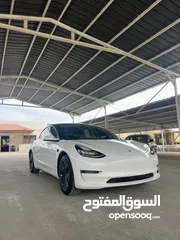  2 Tesla model 3 2020