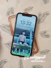  5 iphone 11  للبيع 