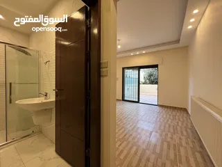  12 شقة شبه ارضي خلف سيفوي مرج الحمام جديدة وبسعر مغري جدا جدا ..  وبأقل من سعر التكلفة .