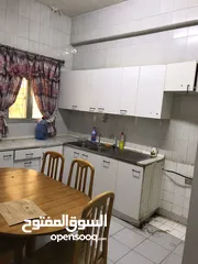  11 عماره سكنيه / استثماريه للبيع في جبل الحسين ( تم تخفيض السعر )