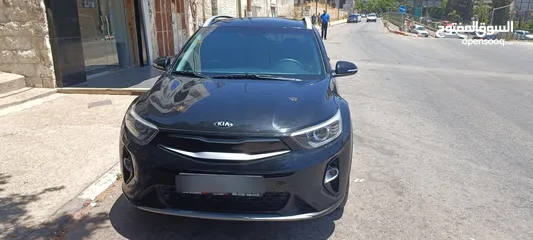  1 كيا ستونيك 2018 أسود فل الفل - فتحة سقف  Kia Stonic - Full option