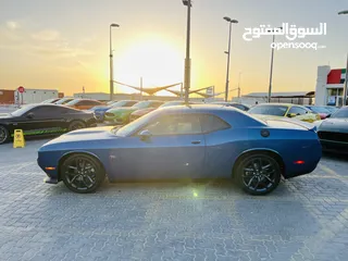  8 DODGE CHALLENGER RT 2022