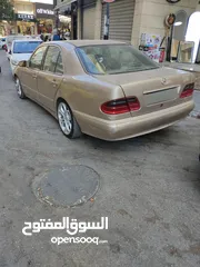  3 مرسيدس E270 للبيع