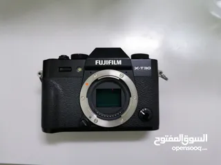  1 Looks like new fujifilm xt30 camera with 18-55 lence +camera bag