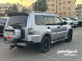  2 ميتسوبيشي باجيرو 2009
