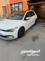  3 جولف 8  مميزة موديل 2022 وترخيص2022 تنزيل شركة المتحدة  1500 TSI مع بانوراما