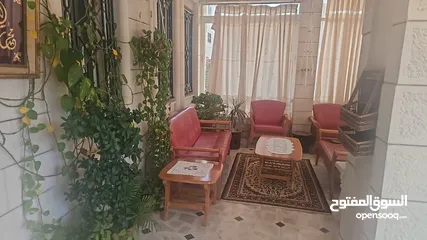  10 فيلا فاخرة للبيع في الجندويل