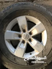  1 تاير مع رنقات للبيع tires and rims