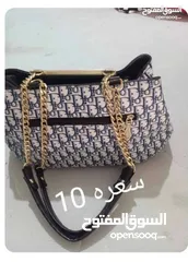  2 شنط نسائيه كبيره للبيع