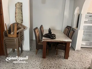  10 منزل طابقين متاح طابق ارضي  مدخل مشترك للطابقين غير شامل اي خدمات اضافية