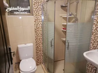  4 استوديو للايجار خلف ستار بكس عبدون من المالك مباشرة