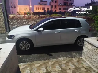  4 جولف TSI 2014 يد أولى أصل شركة . دهان شركة