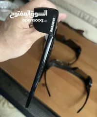  1 نظارات ثلاثية الابعاد لتلفزيون سامسونج  3D active glasواحده شغاله+2 بحاجه لزجاجة والجميع بعشرة دينار
