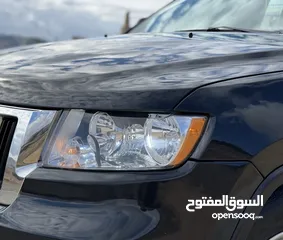  12 Jeep grand Cherokee بانوراما ممشى قليل  بحالة ممتازة