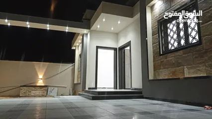  17 منزل أرضي جديد ما شاء الله للبيع في مدينة طرابلس منطقة عين زارة بالقرب من جامع موسي كوسا