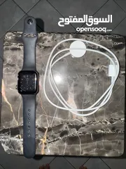  1 Apple Watch Series 5