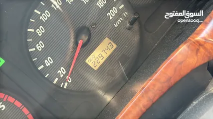  11 هيونداي سنتافيه فل اضافت ماعدا فتحة 7 ركاب اتوماتيك ديزل موديل 2002 فحص 100٪؜ خالي من المشاكل