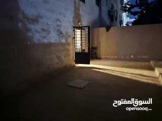  13 استوديوهات فندقيه مفروشه للاجار اليومي و الاسبوعي في قلب عمان منطقه هادئه و مخدومه قريبا من كل شيء
