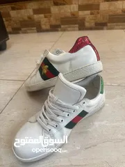  2 شوز جوتشي اورجينال للبيع