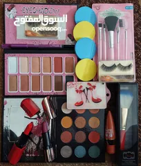  21 بكجات هدايا مكياج شامل التوصيل داخل عمان