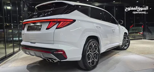  2 Hyundai Tucson Hybrid N Line  2024