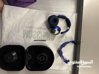  1 Dyson Zone headphones (Ultra Blue/Prussian Blue)