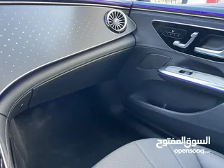  11 Mercedes Benz EQE 350 2022