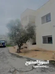  5 منزل على قطعة أرض 2 دونوم ، لمعرفة السعر الرجاء التواصل على الرقم في الوصف