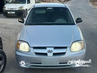  1 هيونداي فيرنا موديل 2005