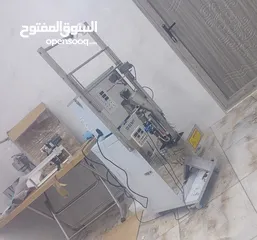  4 ماكينة تعبئة وتغليف بودرة و حبوب