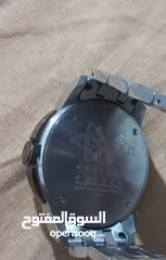  3 ساعه نوع وستر بحاله جيده اورجنال  لون فضي مع برونز  غامق