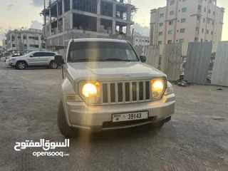  1 2009 SUV Jeep liberty sport